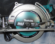 Makita GSR02M1 40V max XGT Rear Handle 10‑1/4" Circular Saw Kit, AWS Capable