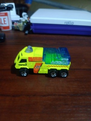 VTG, HTFMatchbox 2001 Airport Fire Pumper, Paintchips And Bent Wheels, As Is!