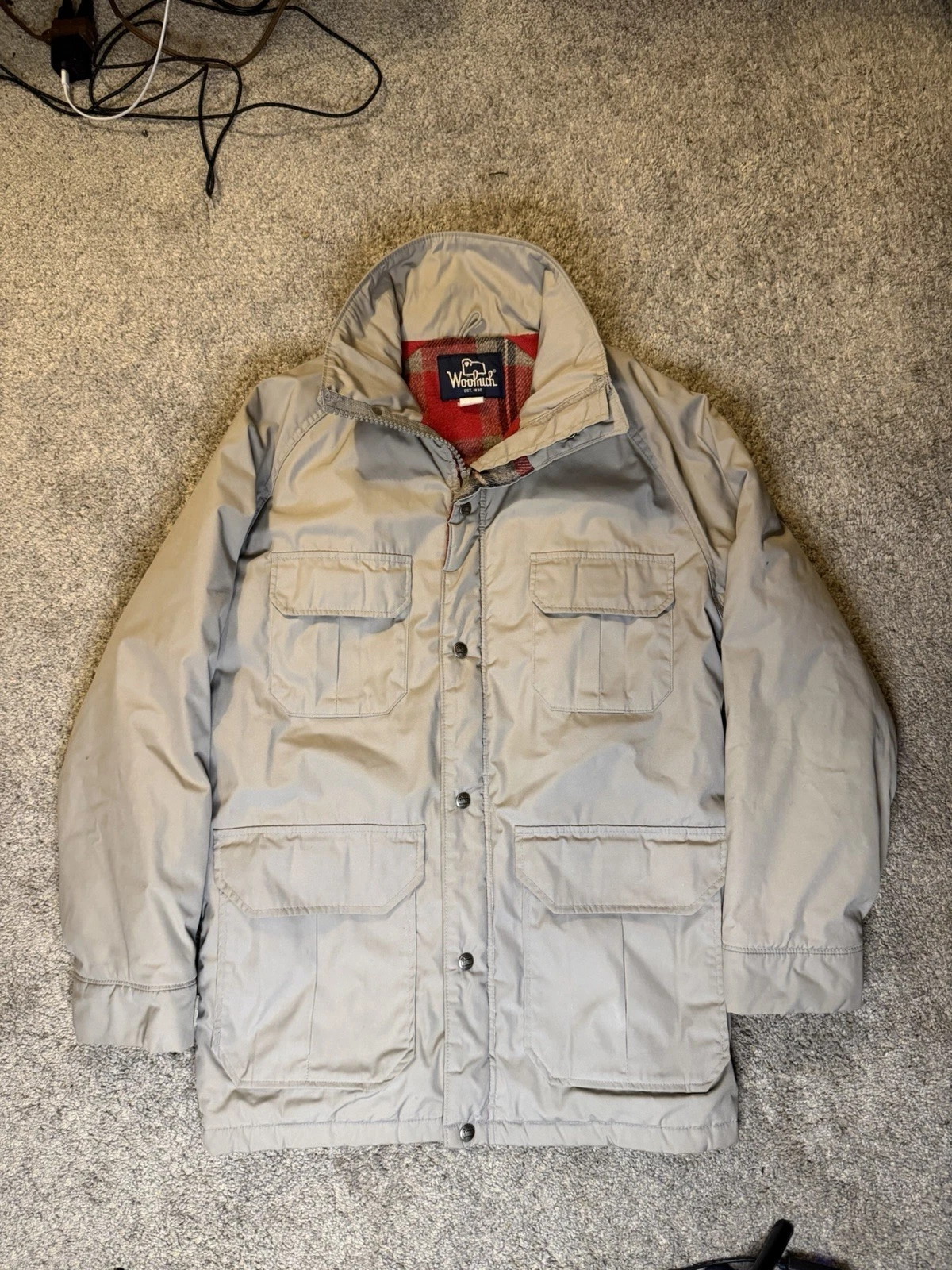VTG Woolrich Gray Waterproof Jacket Coat Full Zip Warm Insulated Lined Mens S