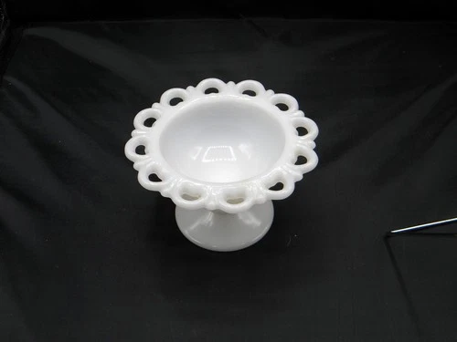 Vintage Anchor Hocking Old Colony Lace Edge Milk Glass Pedestal Candy Dish 5"
