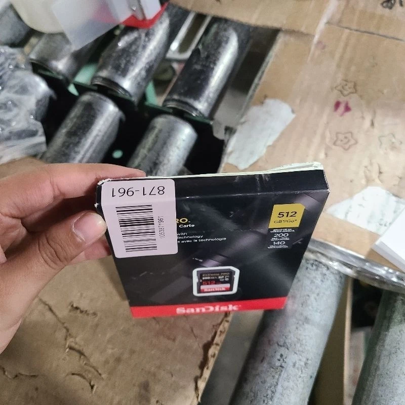 SanDisk 512GB Extreme PRO SDXC UHS-I Memory Card - C10, U3, V30, 4K UHD, SD Card - Image 3 of 3