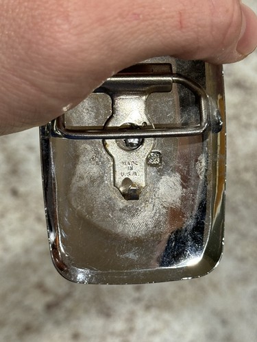 Vintage Yogi Bear Jellystone Park Silver Steel Belt Buckle Made In USA - Picture 3 of 3