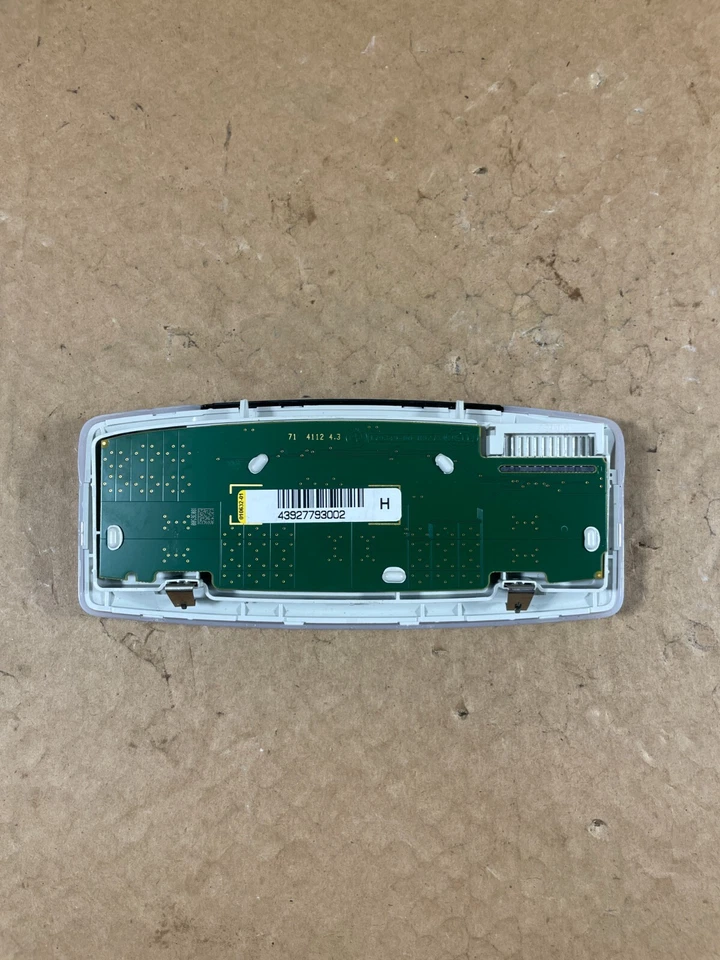 BMW 328I F34 2014-2016 luz domo superior trasera 43927793201 OEM. Foto 4 de 4