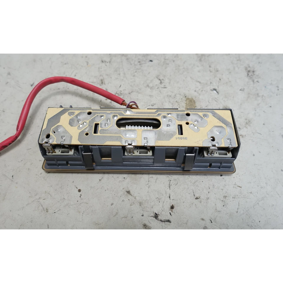 BMW E36 1994-1999 serie 3 techo delantero mapa luz de lectura arena beige fabricante de equipos originales Foto 4 de 4