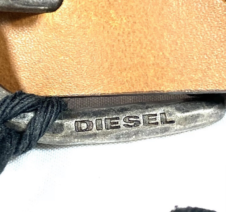 DIESEL Womens Mina Leather Patina Buckle Belt Chocolate  display picture 1