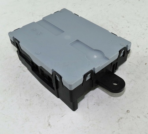 Discovery 5 MK5 L462 (15-22) Front Passenger Low Door Module L8B2-14D617-AG - Picture 7 of 7