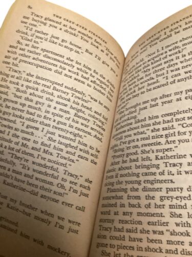 Nancy MacDougall Kennedy - The Grey-Eyed Stranger (Magnum, 1971) Gothic novel - Picture 3 of 3