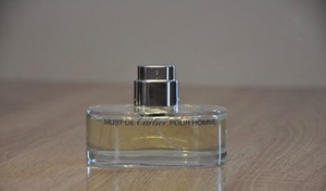 MUST DE CARTIER Pour Homme Cartier Vintage Eau de Toilette Miniature in Box  £29.95 - PicClick UK