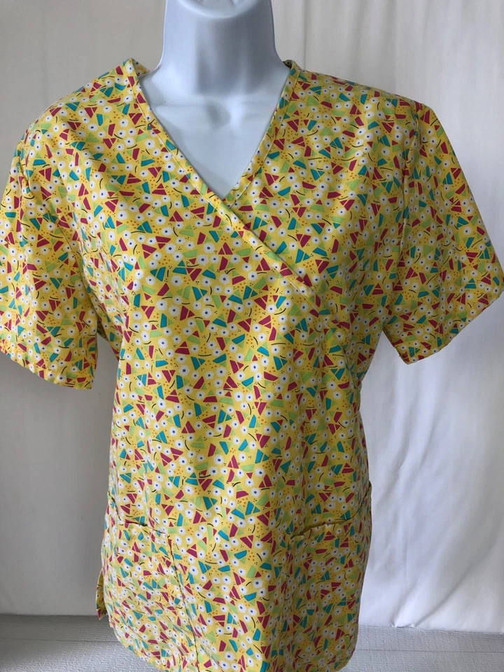 SB Scrubs Womens Scrub Top Size S Yellow w Triangles Circles Pockets Tie Back - Image 2 of 4
