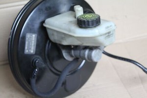 Renault Laguna 2 Grandtour Bremskraftverstärker komplett 8200363858A