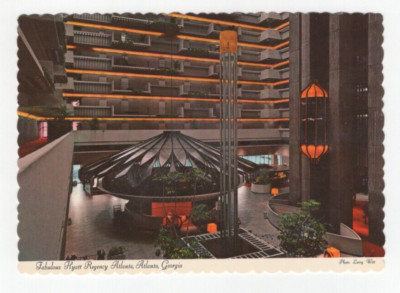 Fabulous Hyatt Regency Atlanta, Atlanta Georga GA VTG Postcard Unposted