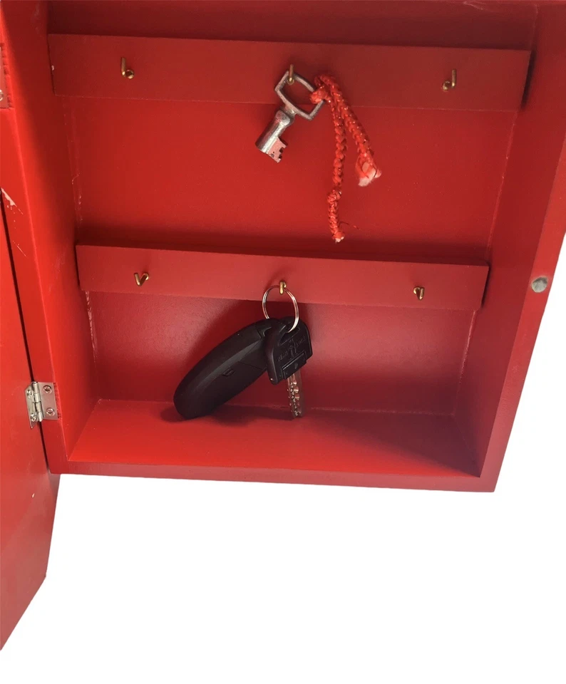 Vintage Coca-Cola Key Cabinet Sign; Key Holder House - Image 3 of 4