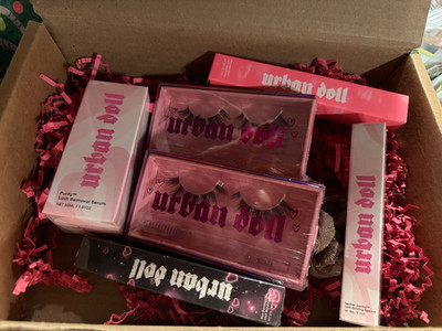 Eye lashes Urban doll Complete Starter Set Includes 2 Bedroom Eye Lash