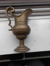 Messing Amphore , Henkel Vase ,  Kanne , Karaffe, Pokal  2250 g schwer ,Nachlass