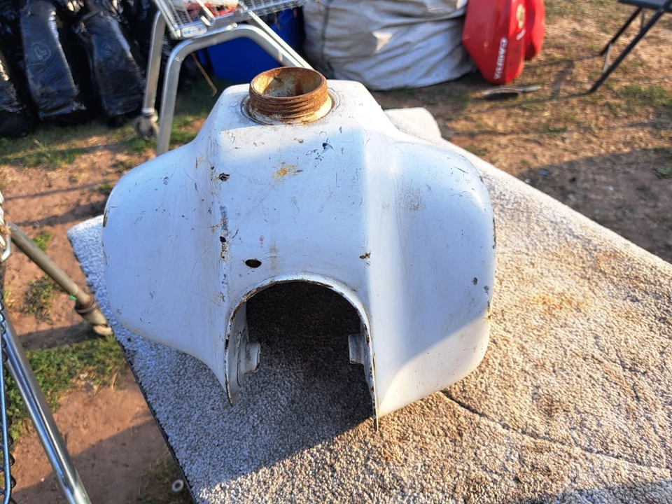 SUZUKI TS?? SCOOTER CICLOMOTOR MOTO COMBUSTIBLE GASOLINA TANQUE CONJUNTO 78 Foto 2 de 4