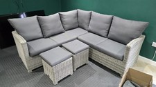 Garden / Summerhouse Sofa Set With Table And Covers 4 Seater + 2 Single Seats