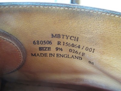 Charles Tyrwhitt Chukka Boots 9.5 D Lace Up Brown Leather Made in England Vibram Charles Tyrwhitt Chukka Boots 9.5 D Lace Up Brown Leather  main image 3