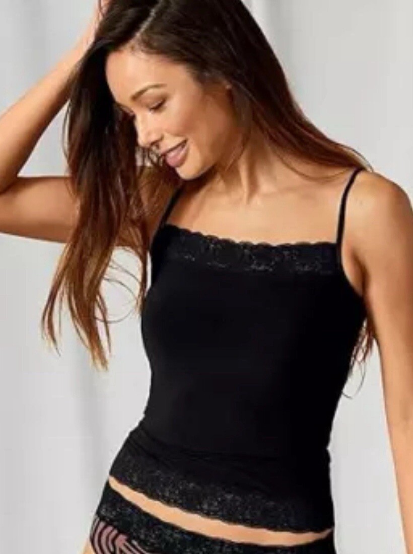 売れ筋商品|||ジョッキー カットソー トップス レディース Women's No Panty Line Promise Lace Camisole, 1927 Black 5111144_ALT?wid=400&hei=400&