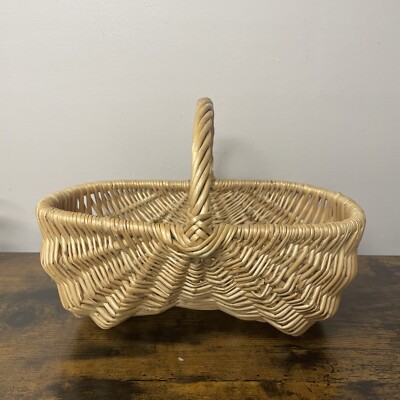 Buttocks Basket Hand-Woven Market Basket 12'' Primitive Rustic