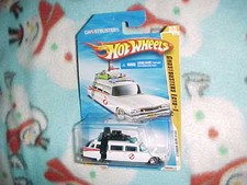 MATTEL HW HOTWHEELS GHOSTBUSTERS ECTO-1 2010 NEW MODELS DIE CAST CAR