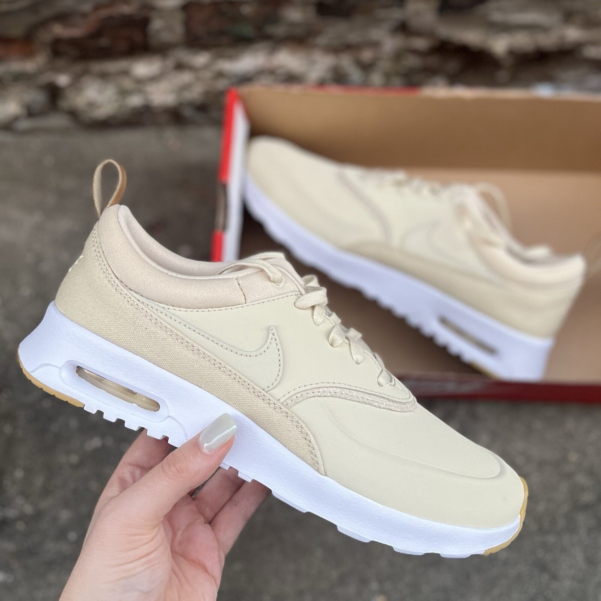 Metallic Gold Thea Nike Gold Women's Shoes Nike Wmns Air Max Thea