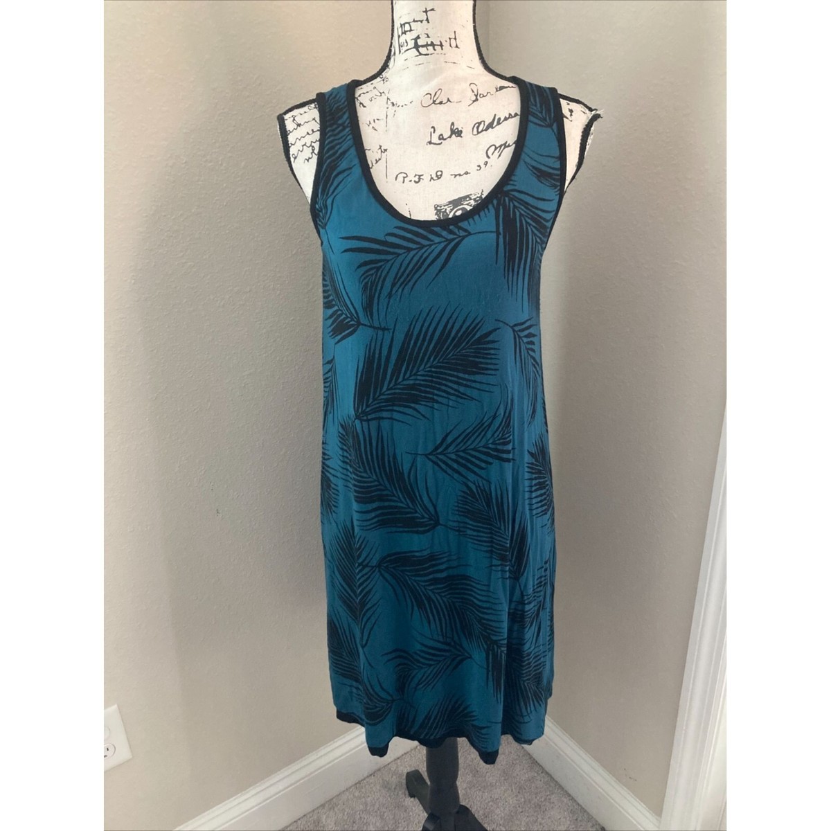white christmas dresses Women's Margot Navy Floral Print Cotton Reversible Midi Dress | Size: Xs main image 1