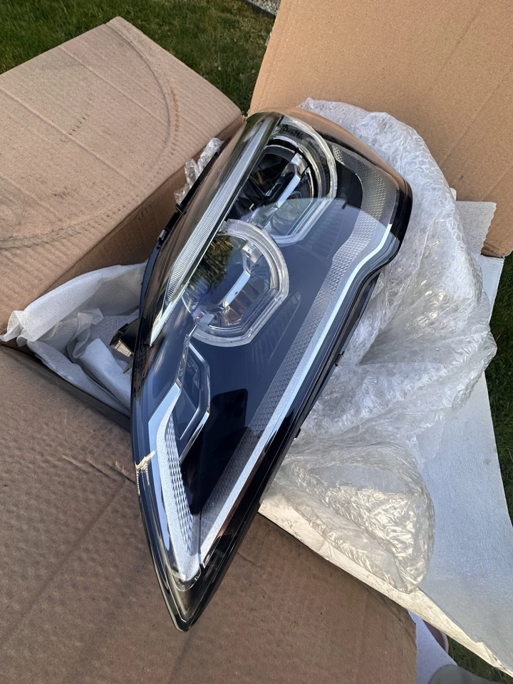 Original BMW LCI Adaptive LED Scheinwerfer 6er F06 F12 F13 Komplett mit Modulen - Bild 2 von 4