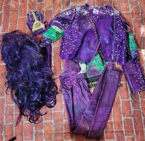 Disney Store Descendants Mal Costume 9/10 Jacket Pants Shirt Wig 9 10 Halloween