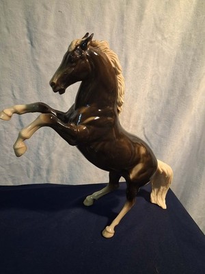 BREYER'S VINTAGE 1960'S GLOSSY CHARCOAL FIGHTING STALLION #34