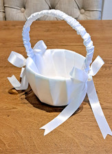 Streukörbchen Satin Blumen Hochzeit Blumenkörbchen Blumenkind weiß