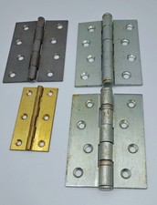 CZTERY zawiasy do pośladków trzy stalowe i jeden mosiądz