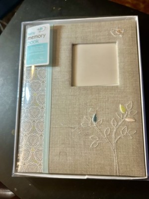 C.R. Gibson Nature Themed Babys First Five Years Memory Book, Baby Book Unisex