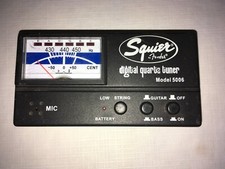 FENDER Squier 5006 Quartz Digital Guitar and Bass Tuner