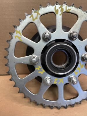 アキ 2022 Kawasaki Ninja ZX6R rear sprocket and hub OEM #4723 | eBay