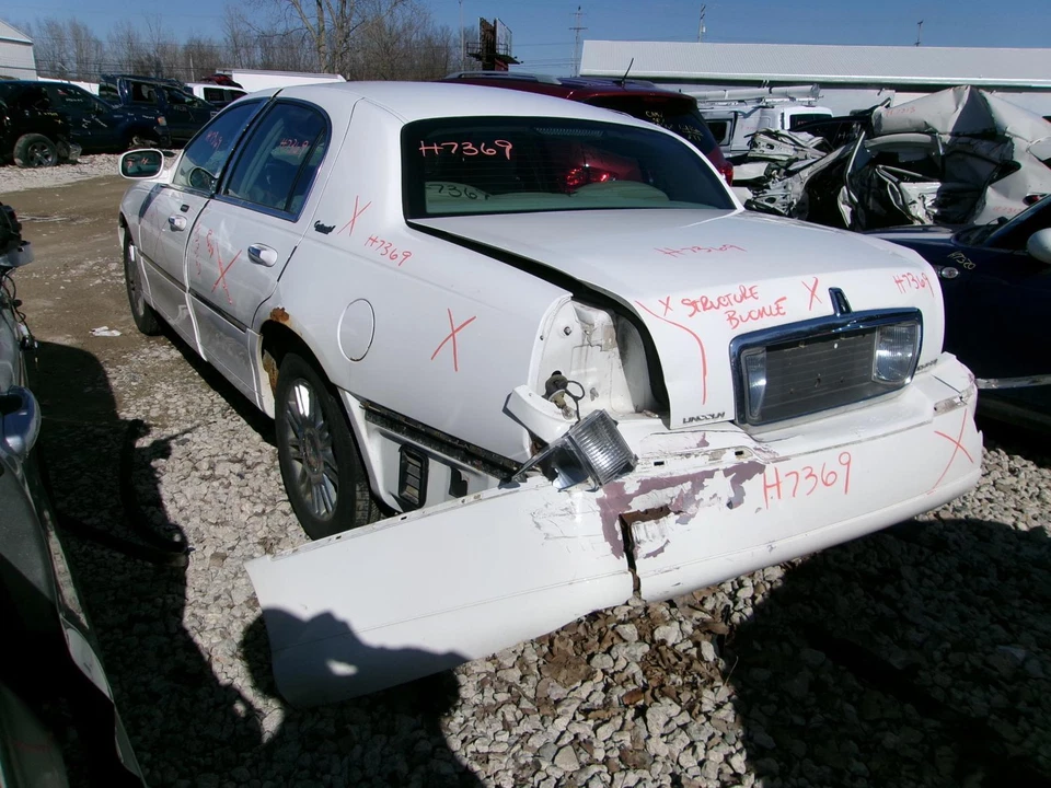Conjunto de limpador de ar usado serve: 2010 Lincoln & Town Car 4.6 grau A - Imagem 4 de 4