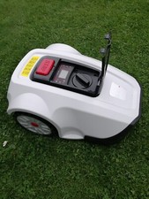 4.0Ah Robot lawn mower up to 900m² smart mower, Separated lawns mown independant