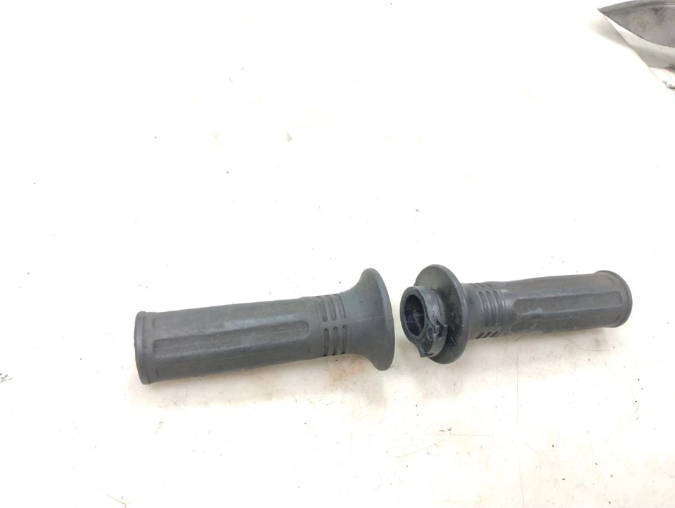 Kawasaki Eliminator BN125 2004 tubo de acelerador y agarre Foto 3 de 4