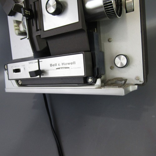Bell & Howell Vintage Dual 8 Autoload Movie Film Projector 8mm Super 8 Tested - Picture 9 of 11