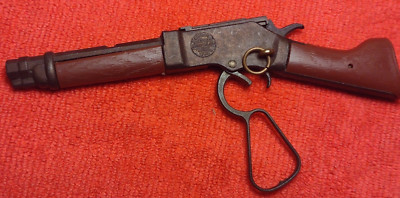 Vtg MARX FAMOUS FIREARMS PRECISION MINIATURE HISTORIC WEAPON MARE'S LAIG EX