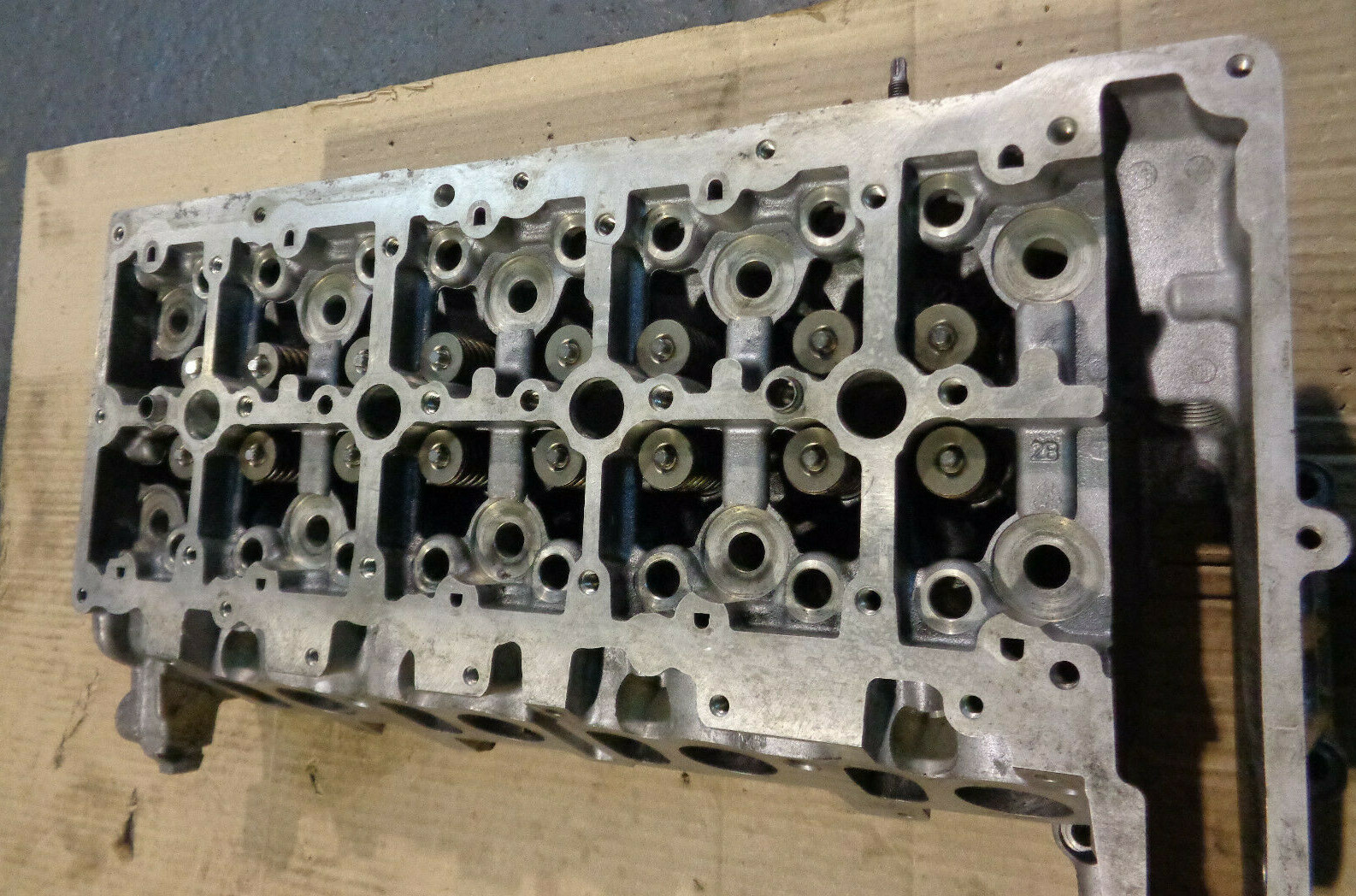 RECONDITONED BMW B47 B47D20A Diesel Cylinder Head 155733901 