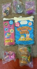 NEW UNOPENED BURGERKING "FLINSTONES VIVA ROCK VEGAS" 5 TOYS/FOOD CARRY BOX c2000