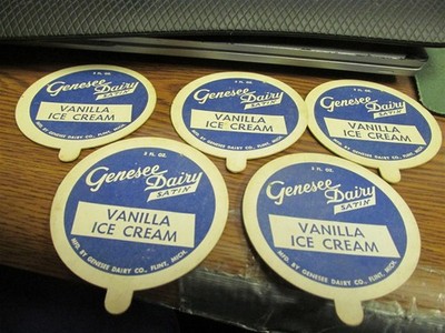 Flint, Mich. Genesee Dairy Satin Vanilla Ice Cream 5 Dixie Cup Caps MICHIGAN MI