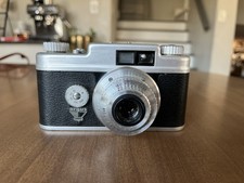 Vintage 1949 Argus 21 Markfinder 35mm Camera f /3.5 50 mm Cintar Lense USA