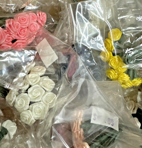 Pequeño ramo de flores artesanal para muñeca de moda y Barbie! más de 90 ramos. 9mm - Imagen 3 de 5