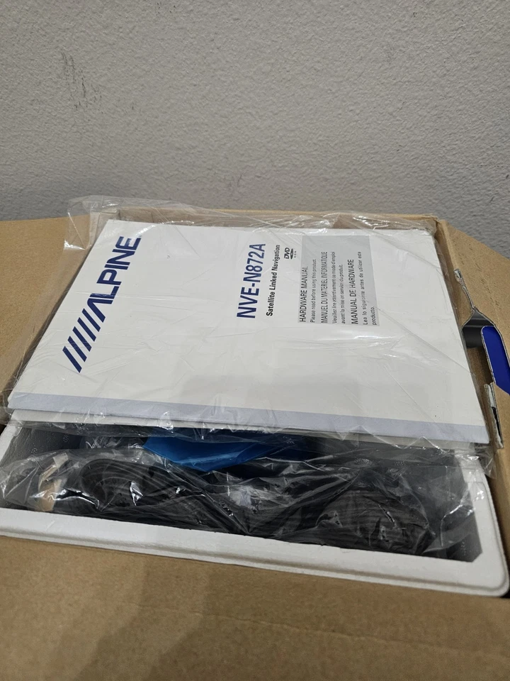 Alpine NVE-872A Automotive In Car Navigation System New And Rare - Image 2 of 4