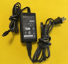 Genuine Sony AC-L25A Power Adaptor AC In 100-240V 50/60 Hz 18W DC Out  -8.4V 1.7A