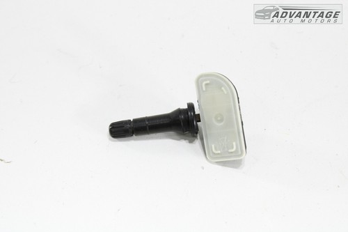 2020-2021 LINCOLN CORSAIR TIRE PRESSURE MONITOR CONTROL SENSOR FOMOCO OEM - Picture 3 of 5