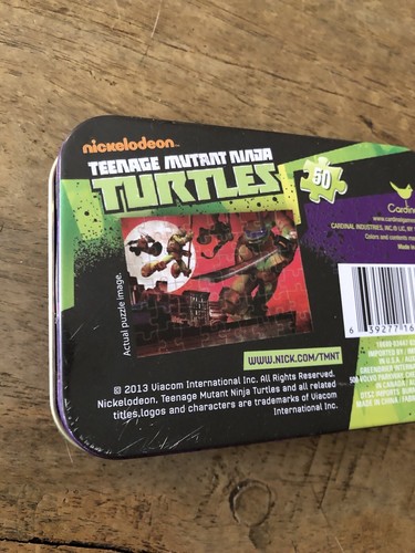 Mini rompecabezas Nickelodeon Teenage Mutant Ninja Turtles 50 piezas con lata de almacenamiento 7" x 5" - Imagen 11 de 13