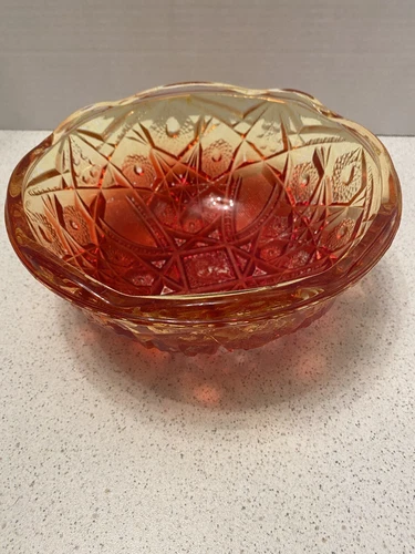 Jeanette Pressed Glass Amberina Stars & Arches Pattern 8” Bowl Flashed 1950’s