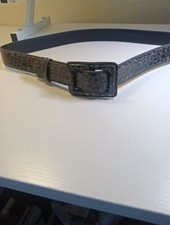 TAHARI ARTHUR S LEVINE SNAKESKIN BELT WOMENS SIZE 6 GREY BLACK